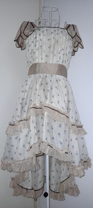 Rochita asimetrica stil Zimmermann