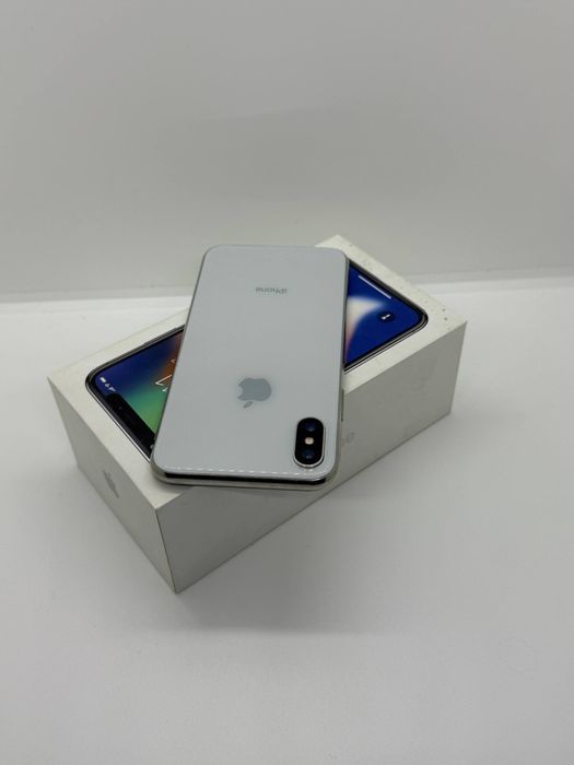 Iphone X sotiladi dastavkasi bor bepul