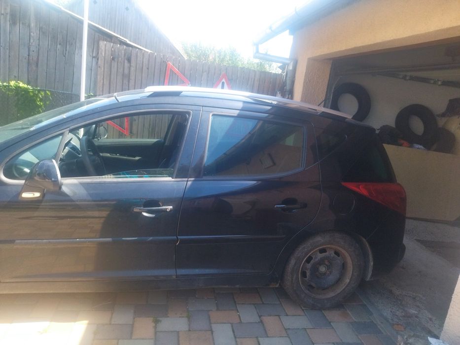 Peugeot 207 sw an 2008
