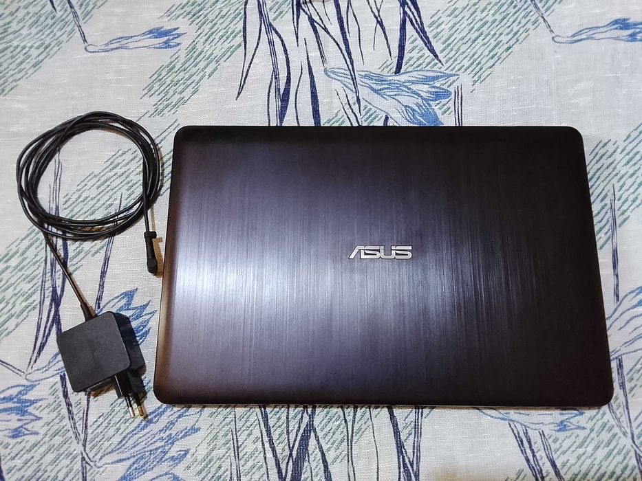 Ноутбук Asus X541S