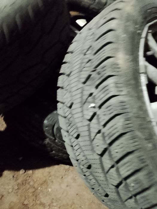 Продам шины р15 б/у с диском
