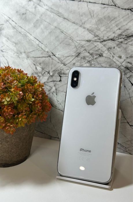 Продам  айфон  х