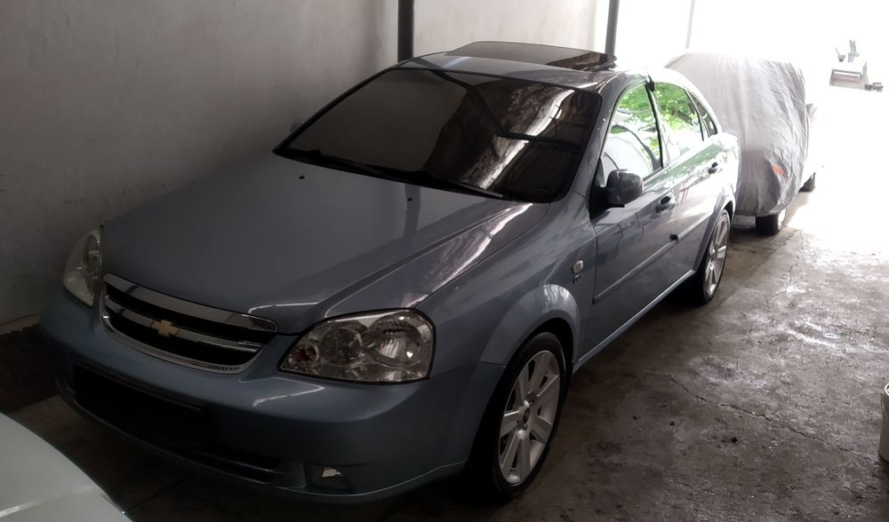 Voditel svoim avto shevrolet lasetti