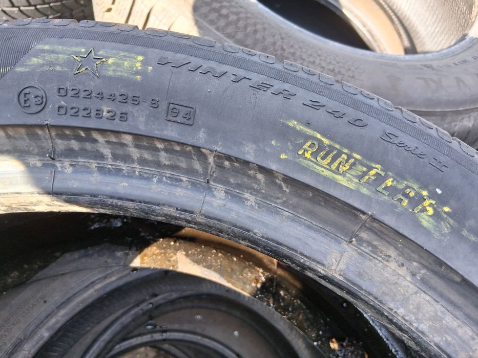 275 40 19 PIRELLI  2бр зимни  RUN FLAT