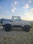 Suzuki samurai injecție