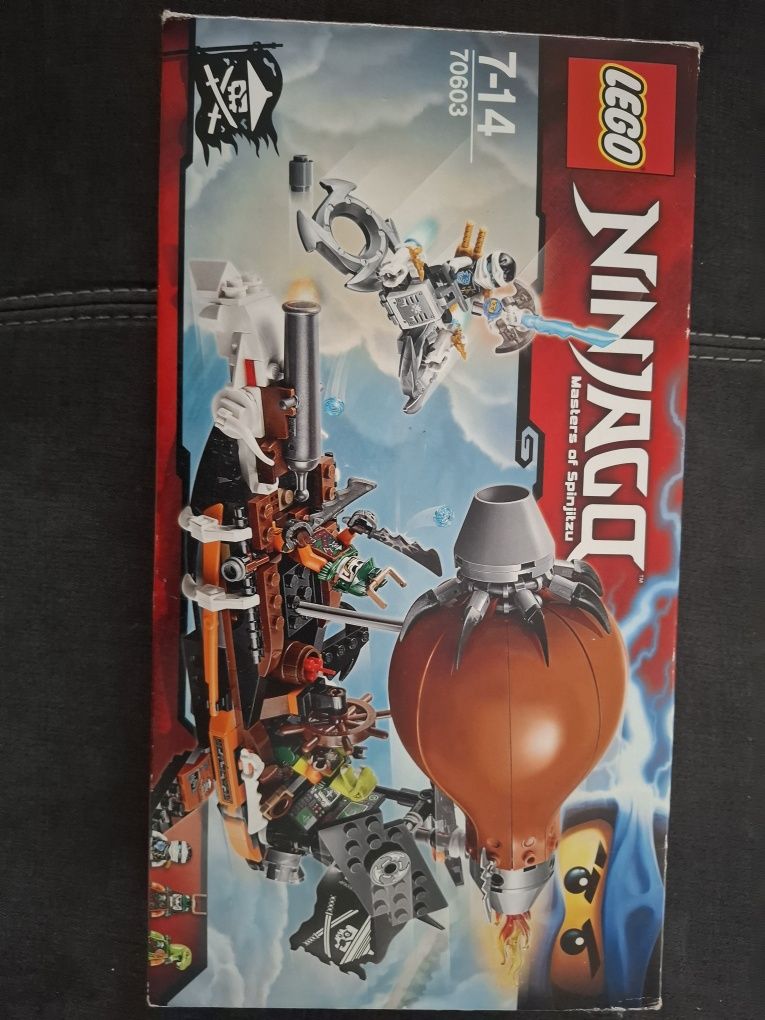 Продавам lego ninjago лего нинджаго сетове от различни сезони.
