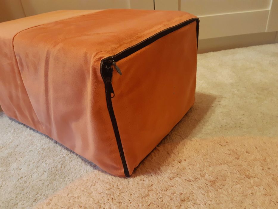 masuta/stand/suport laptop gen pernuta handmade