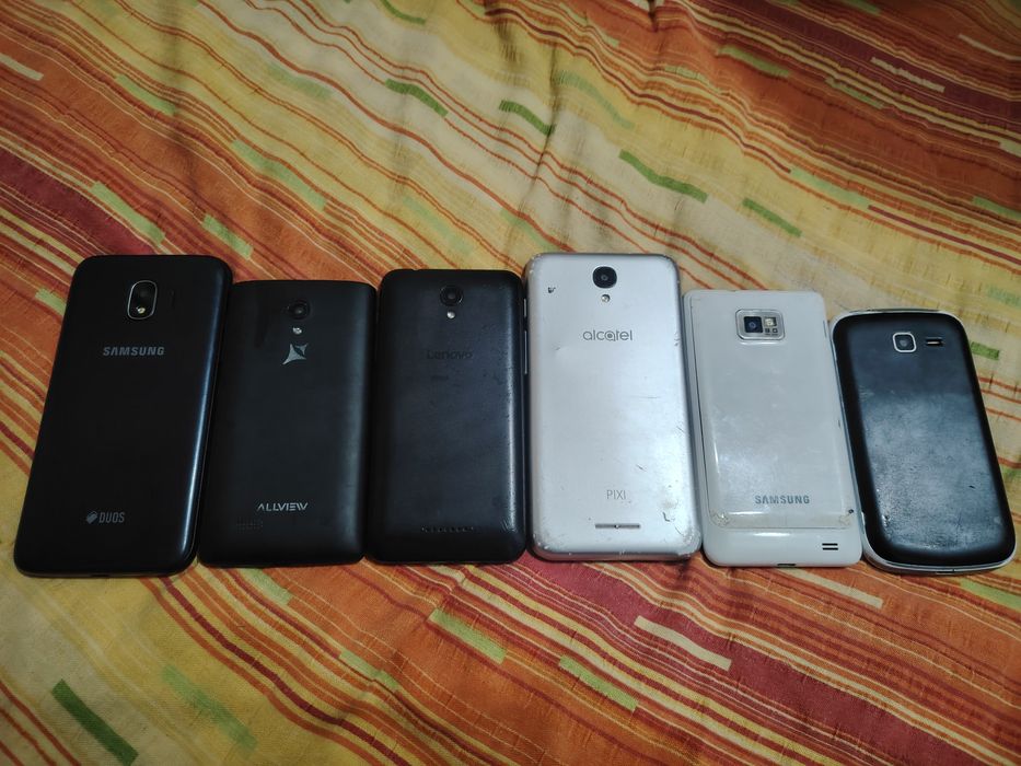 Lot telefoane netestate