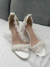 Сватбени обувки