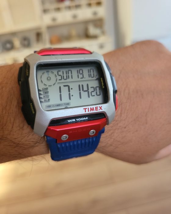 Timex Shock Red Bull