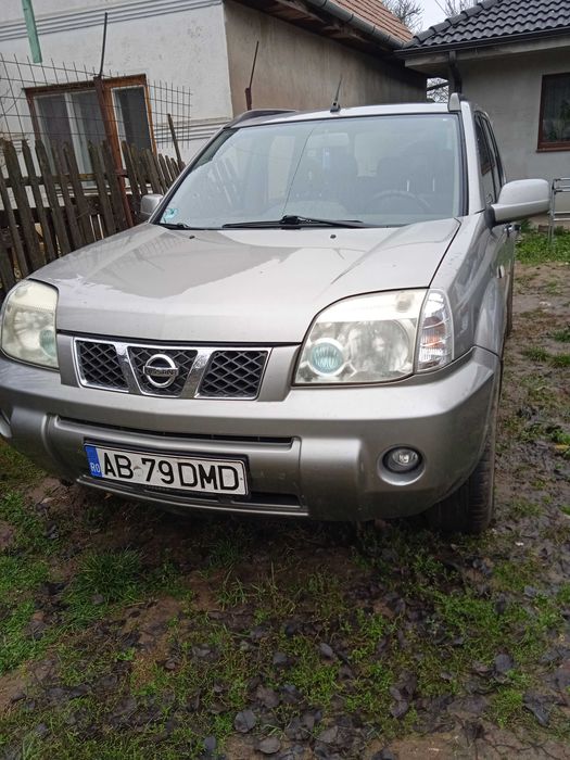 Nissan Xtrail 4x4 . Acte la Zi