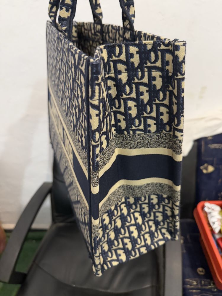 Dior tote tote tote