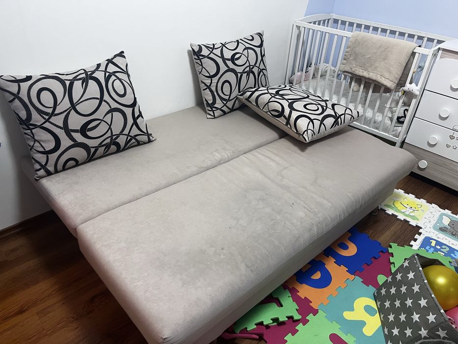 Диван , Ракла , Скрин с 4 чекмеджета