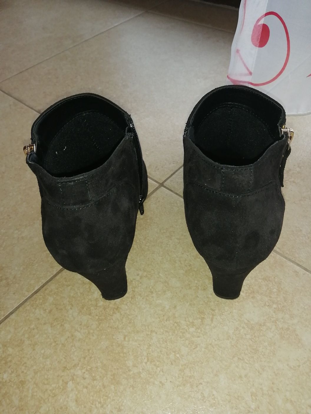 Botine piele intoarsa 40