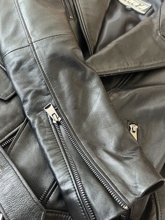 Модерно дамско кожено яке на марката Dawn’M