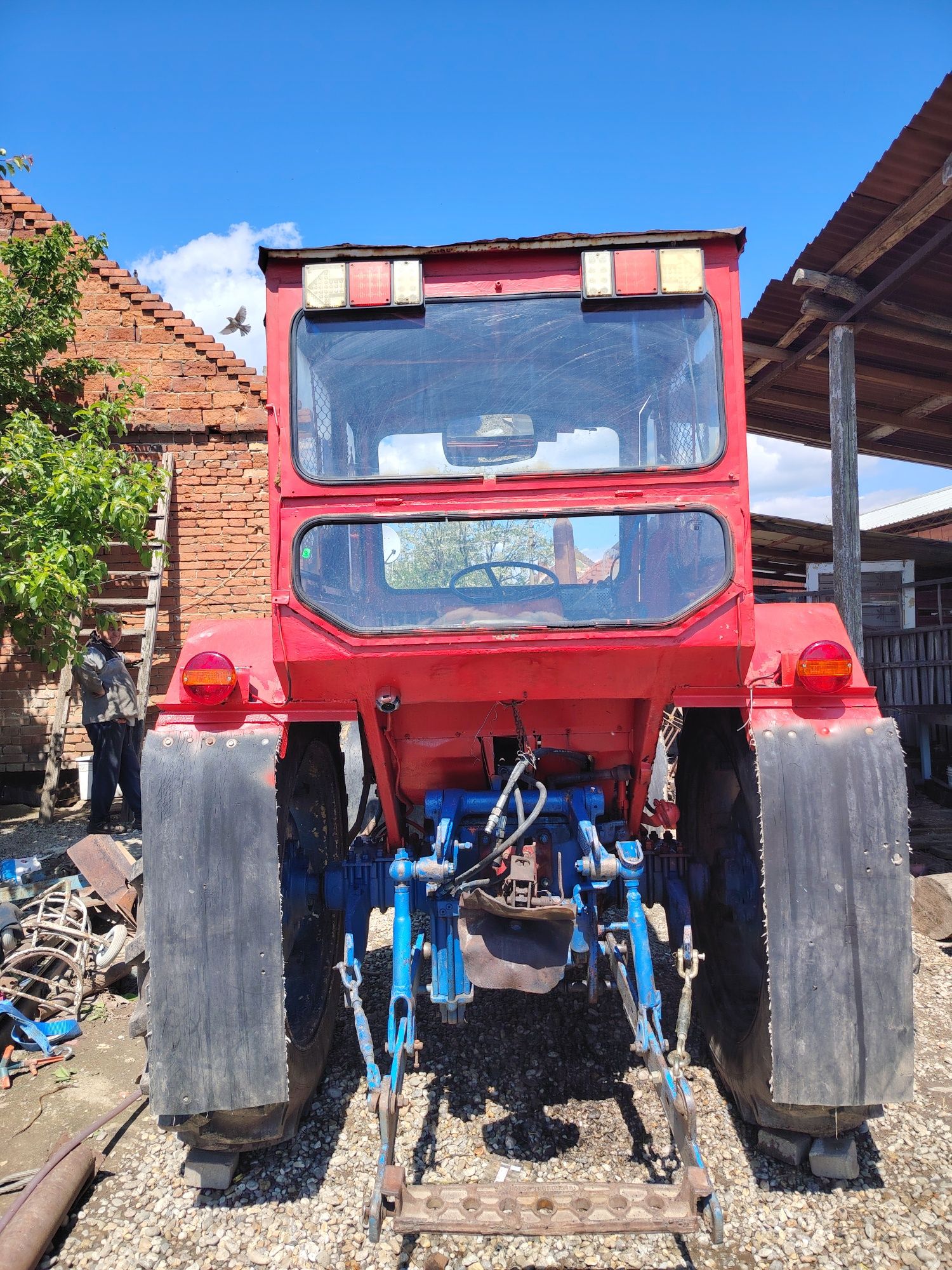 Tractor UTB 650.