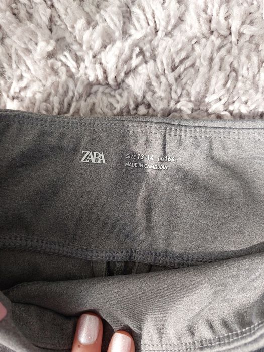 Vand haine pentru fete