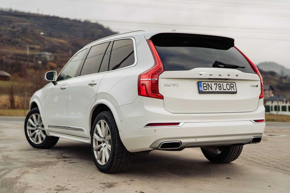 Volvo XC90  2016