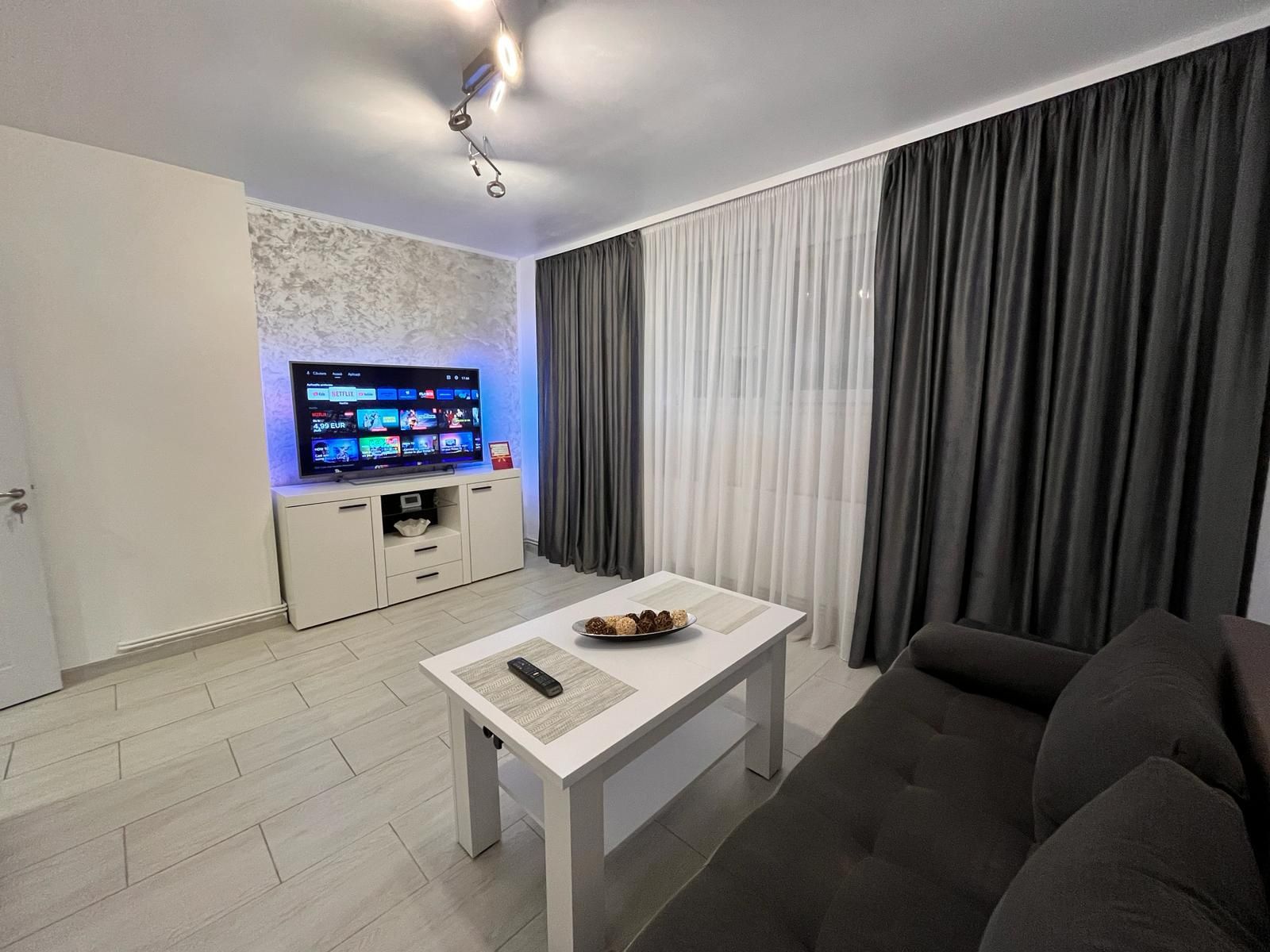 Apartament Lux 3 Camere - Bon Fiscal si Factura !