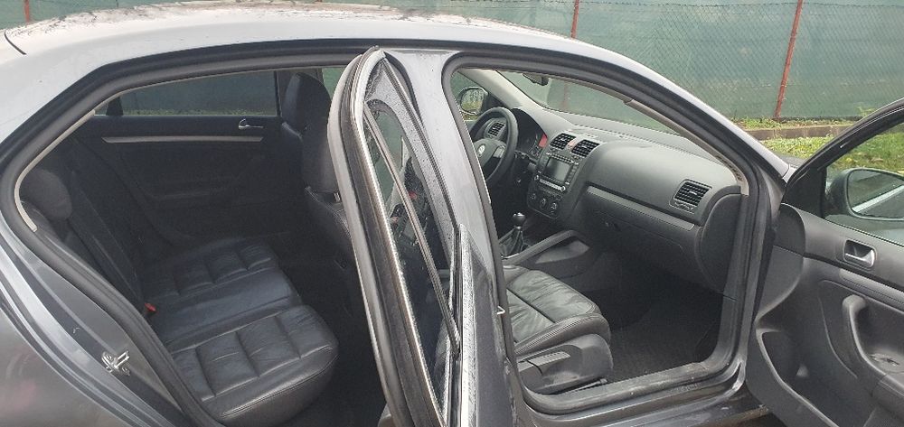 VW JETTA FULL PIELE  Diesel 2.0 6 Viteze  AZV Fara filtru de Particule