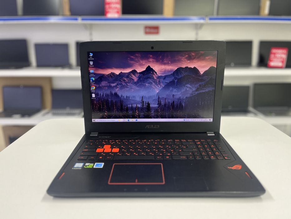 Ноутбук Asus Strix
