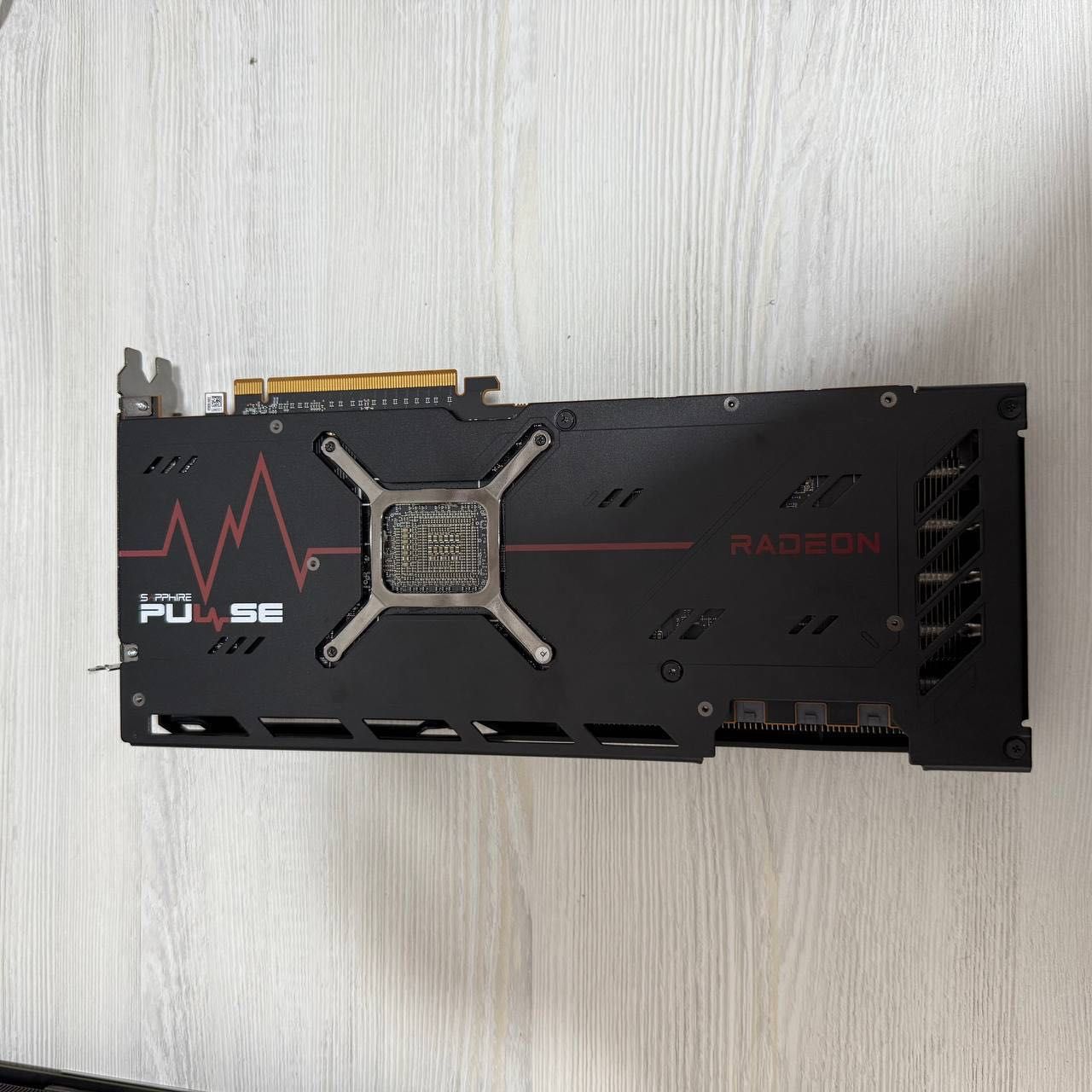Sapphire RX7900XTX 24GB 384bit kak noviy
