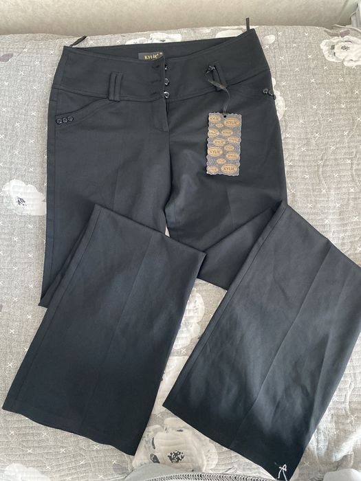 Брюки клеш новые