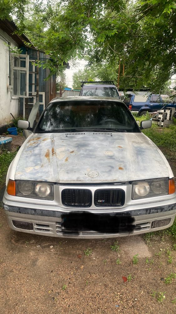 BMW 1992год купе