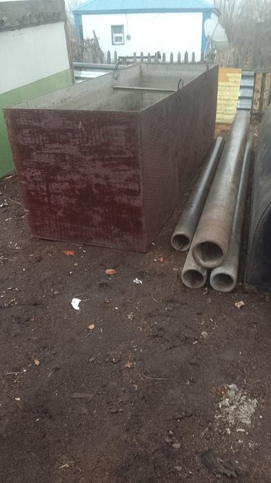 Продам бак, вагонетку ,