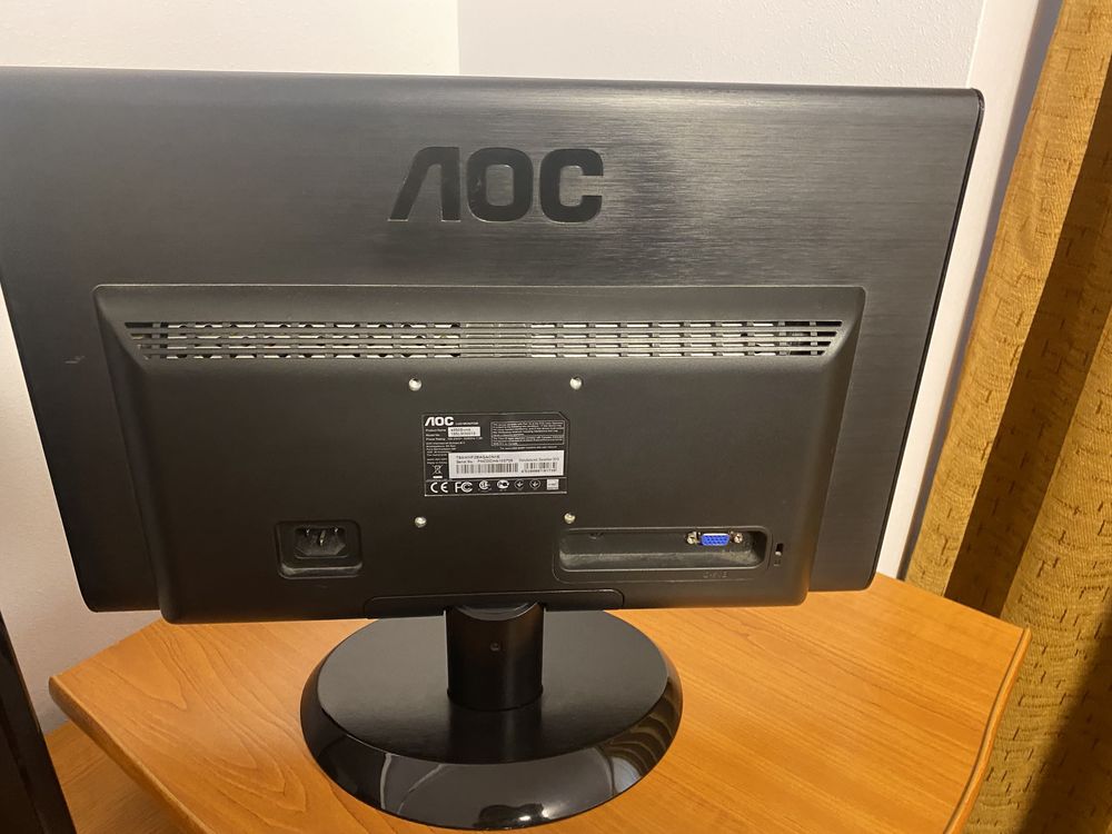 Vând monitor Monitor LED AOC 18.5", Wide, Negru