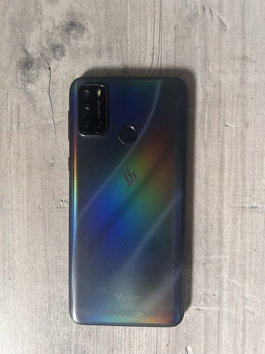 Продам на запчасти vsmart joy4