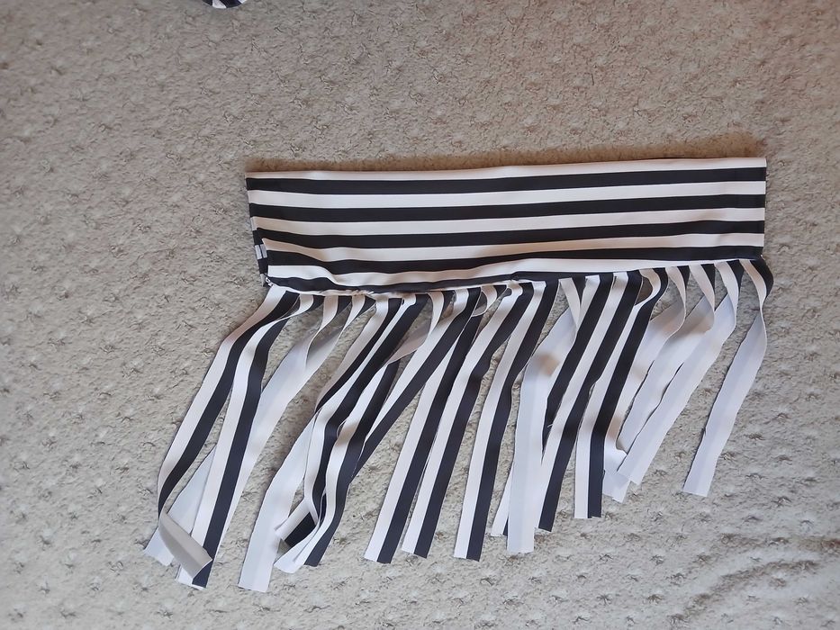 Рокля за модерни танци