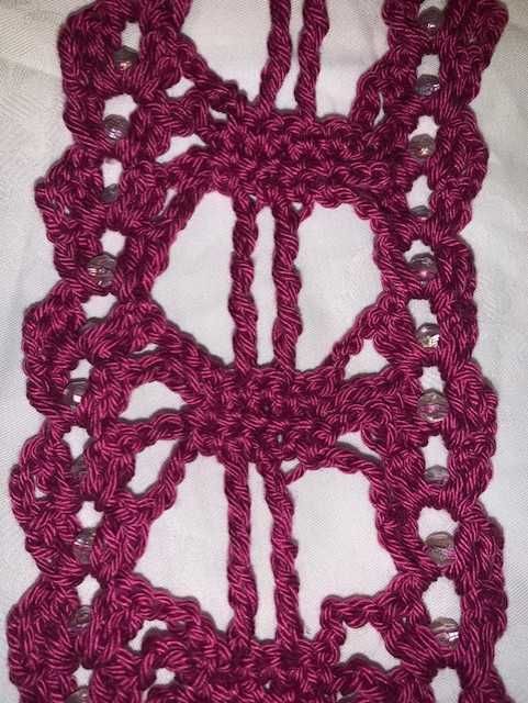 Bentita crosetata culori variate cu margele translucide