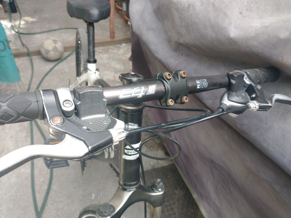 Bicicleta Oras/Urban Soda, cadru M, roti 28, Frana Disk, Shimano