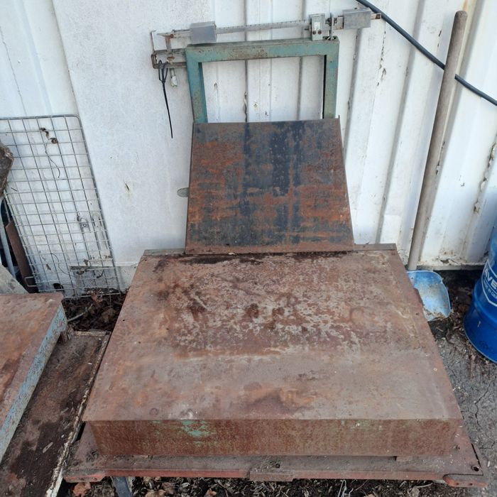 Търговски кантари,механични 2бр