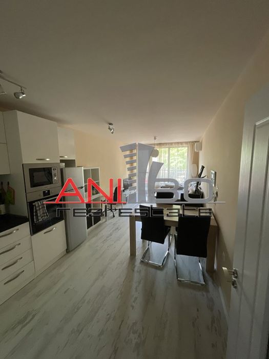 Дава се под наем Двустаен апартамент в Варна, Окръжна болница - 80 кв.м за 700 € - Снимка #1