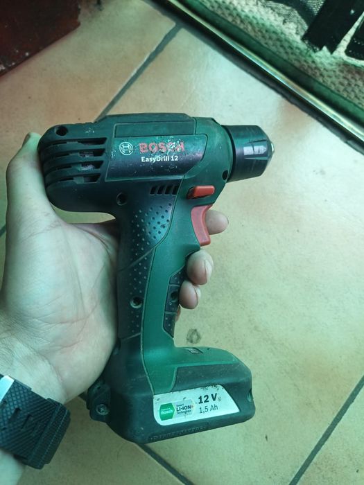 Bosch Easydrill 12