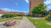 Apartament cu 3 camere, 2 grupuri sanitare, Strada Nicopole