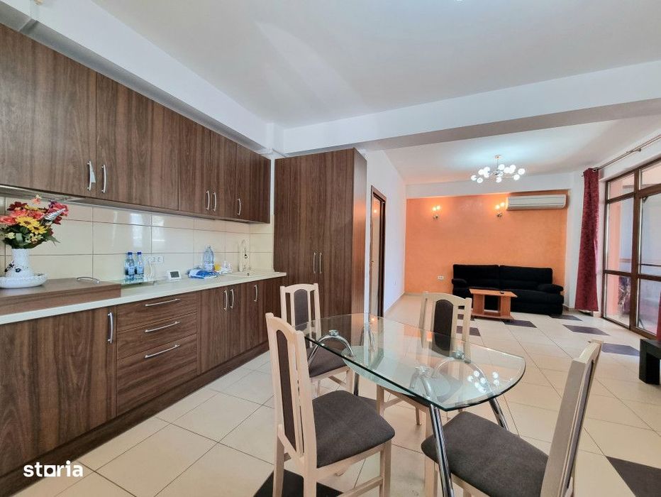 Apartament de 3 camere decomandat, Mamaia Nord