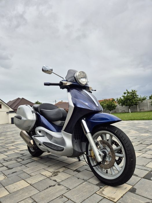 Piaggio Beverly 500