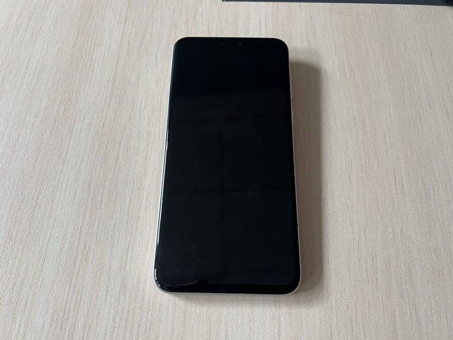 Продавам Honor Magic 7 Pro 512/12+12GB