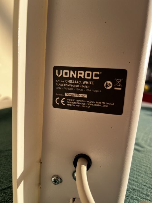 Convector cu panou de sticla VONROC 1500W in doua trepte