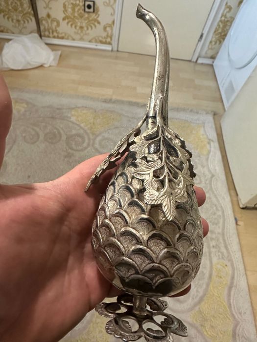 Сребърно шише бутилка розово  масло. От Възрожденско време.