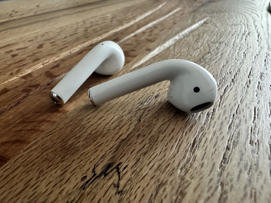 Casca stânga sau dreapta AirPods Gen 1 sau 2, originale, impecabile