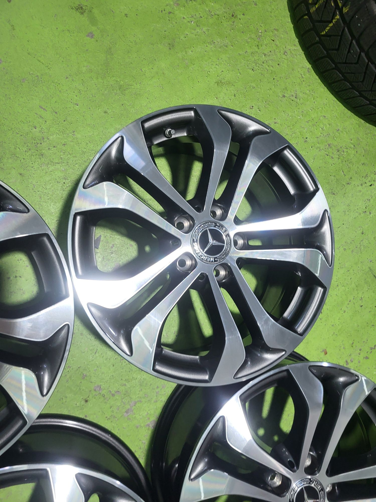 17 5x112 Mercedes  C Class W205 W204 E Class W213 W212 Vito Viano5х112