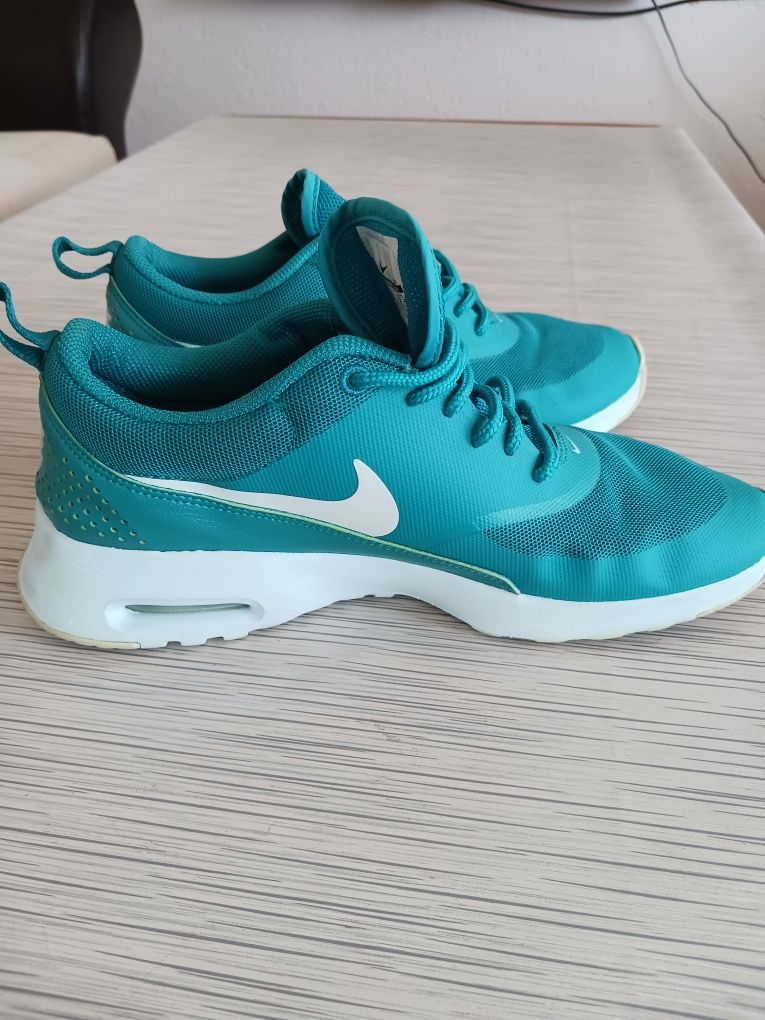 Маратонки NIKE Air Max THEA