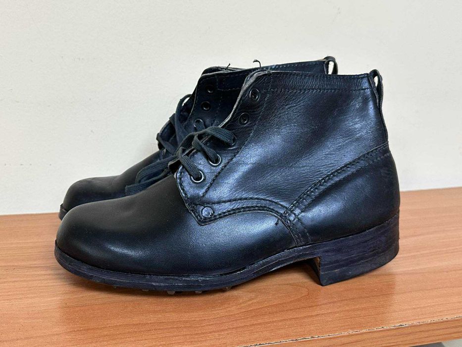Соц Военни Обувки с Цинтове Цинтари