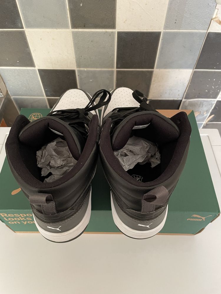 Маратонки PUMA 42.5 номер