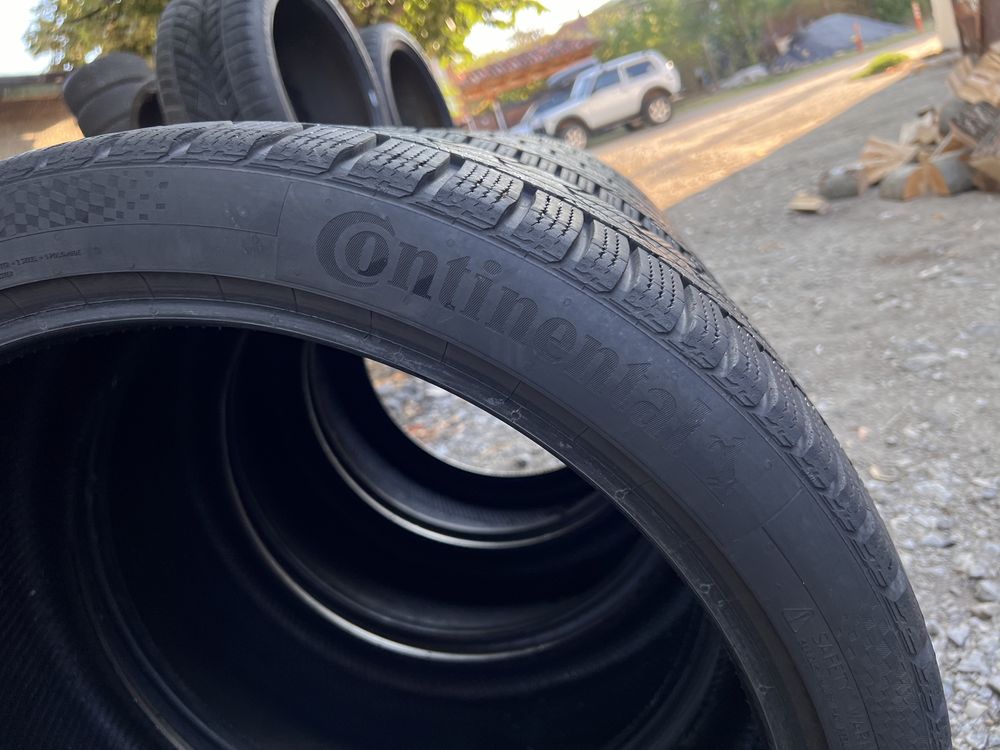255/35/21 V XL Continental TS860S 7.3мм грайфер 4 броя зимни гуми.