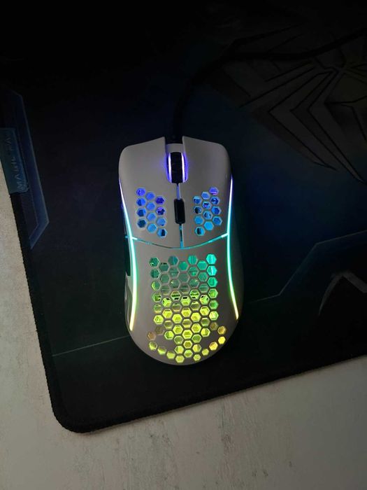 Продавам Gaming мишка и клавиатура